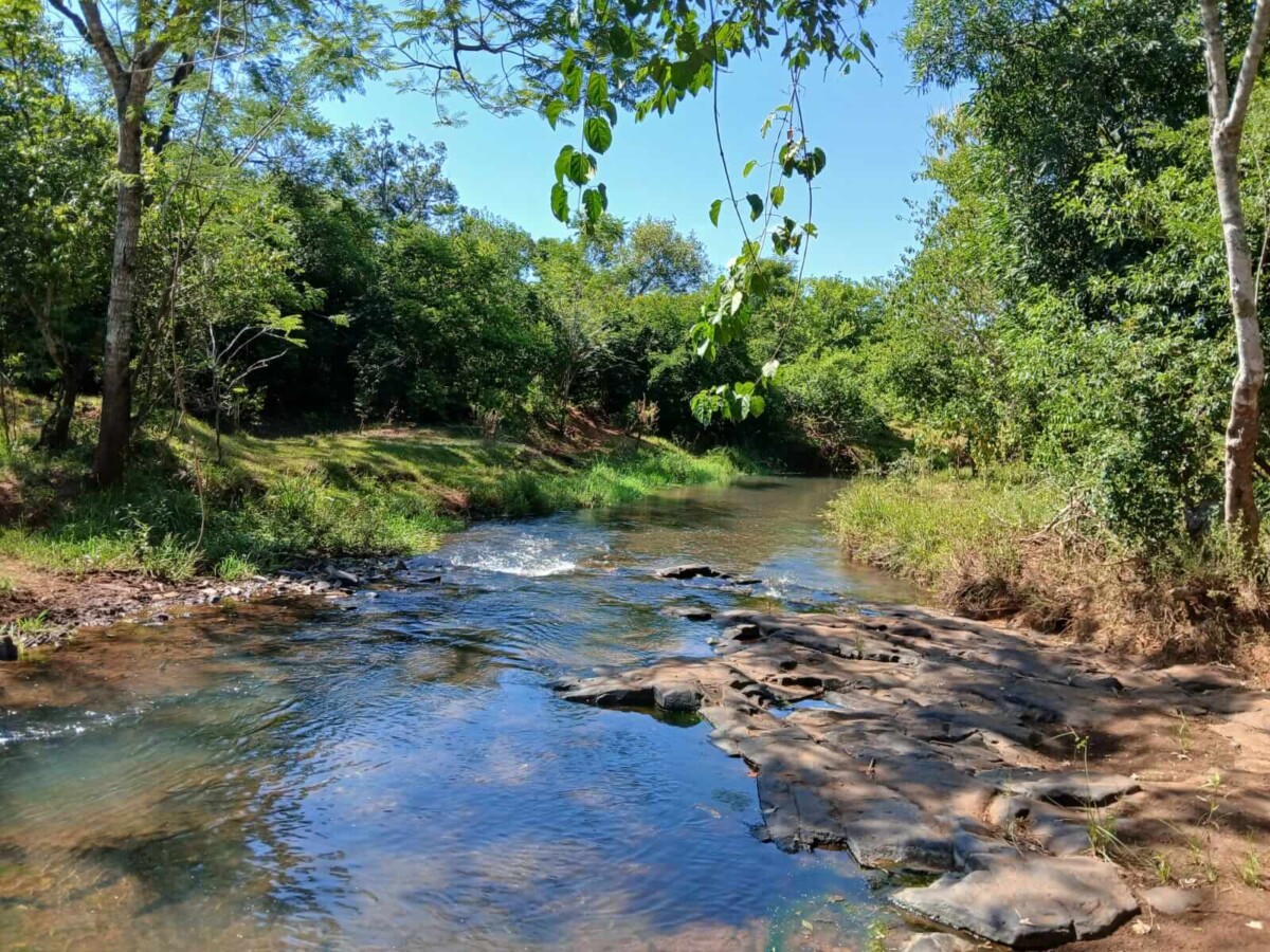 acheter terrain paraguay source ruisseau rivière nueva alborada 10