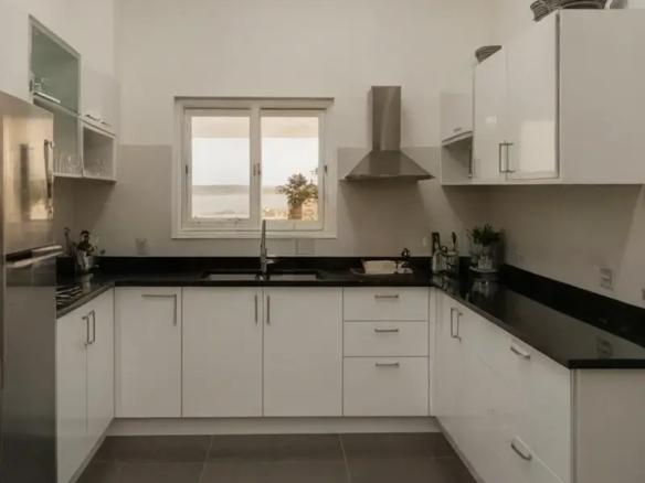 Luxusvilla mit Gästehaus direkt am Paraná