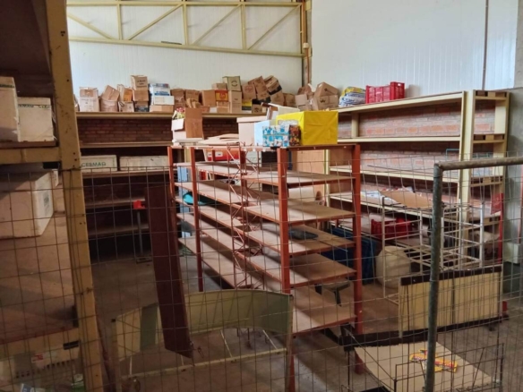 Gewerbe- & Lagerhalle mit Büro und Wohnbereich (Teil 1/2)