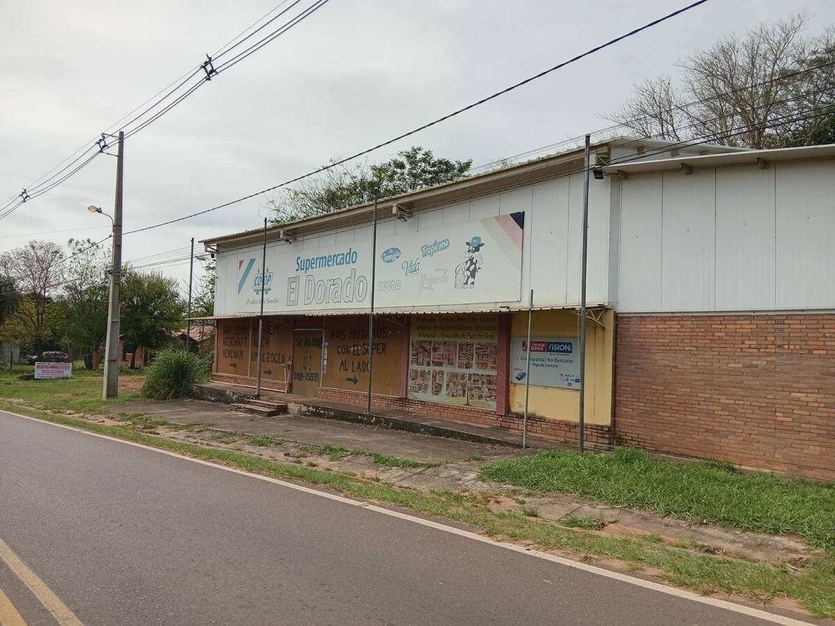 gewerbegrundstueck-kaufen-halle-wohnbereich-nueva-colombia (22) Gewerbe- & Lagerhalle mit Büro und Wohnbereich (Teil 1/2)
