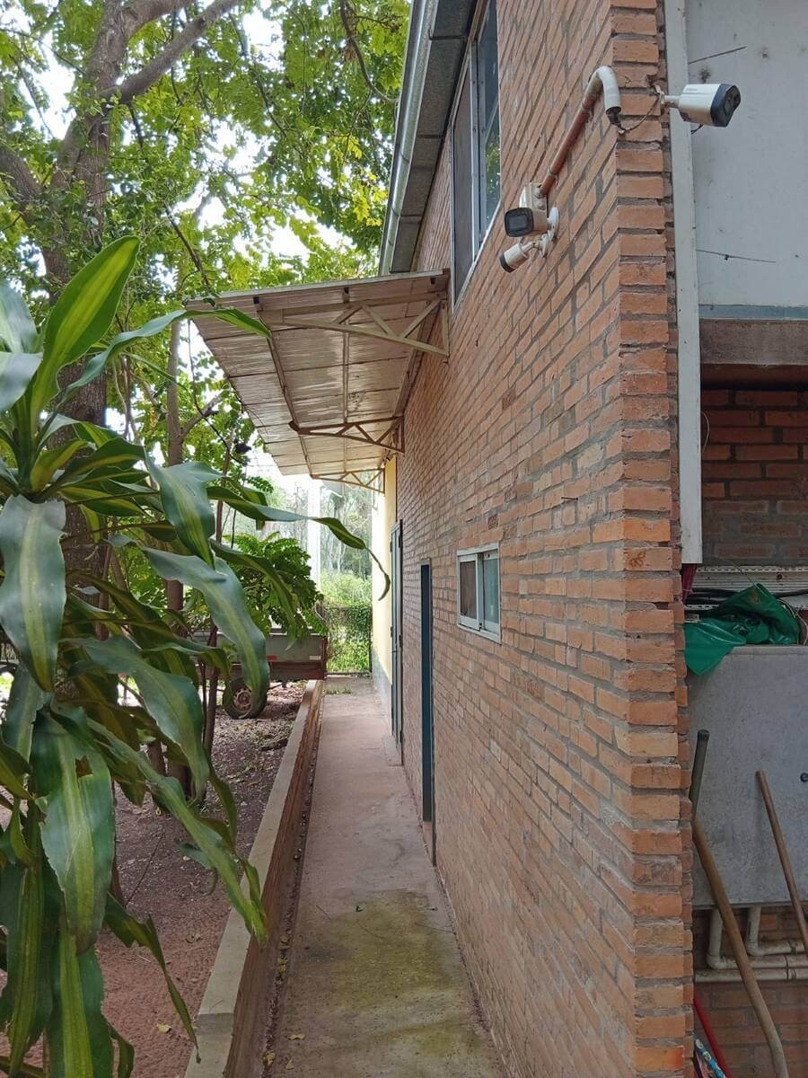 gewerbegrundstueck-kaufen-halle-wohnbereich-nueva-colombia (26) Gewerbe- & Lagerhalle mit Büro und Wohnbereich (Teil 1/2)