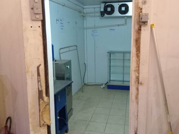 Gewerbe- & Lagerhalle mit Büro und Wohnbereich (Teil 1/2)