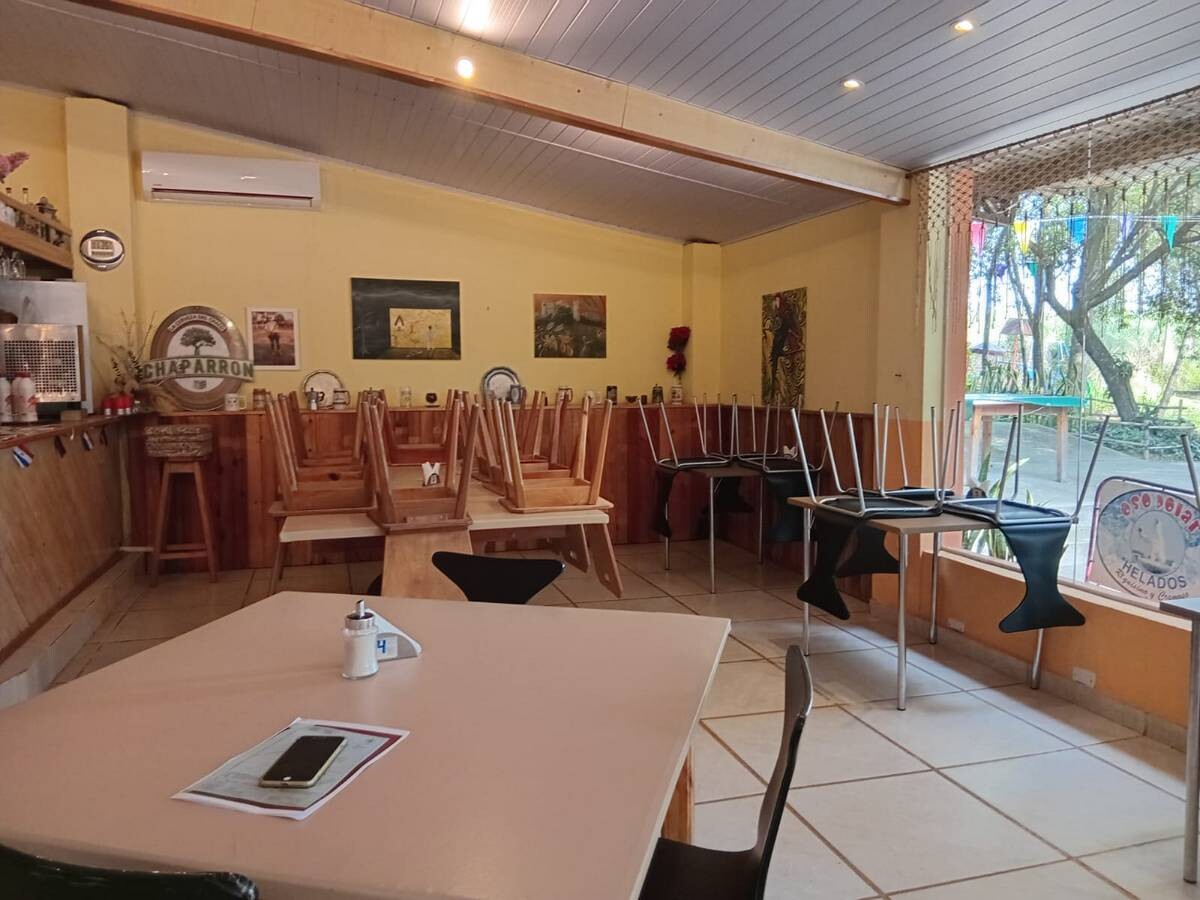 supermarkt-kaufen-paraguay-nueva-colombia (1) Gut laufendes Restaurant & Marktkomplex bereit zur Übernahme (Teil 2/2)
