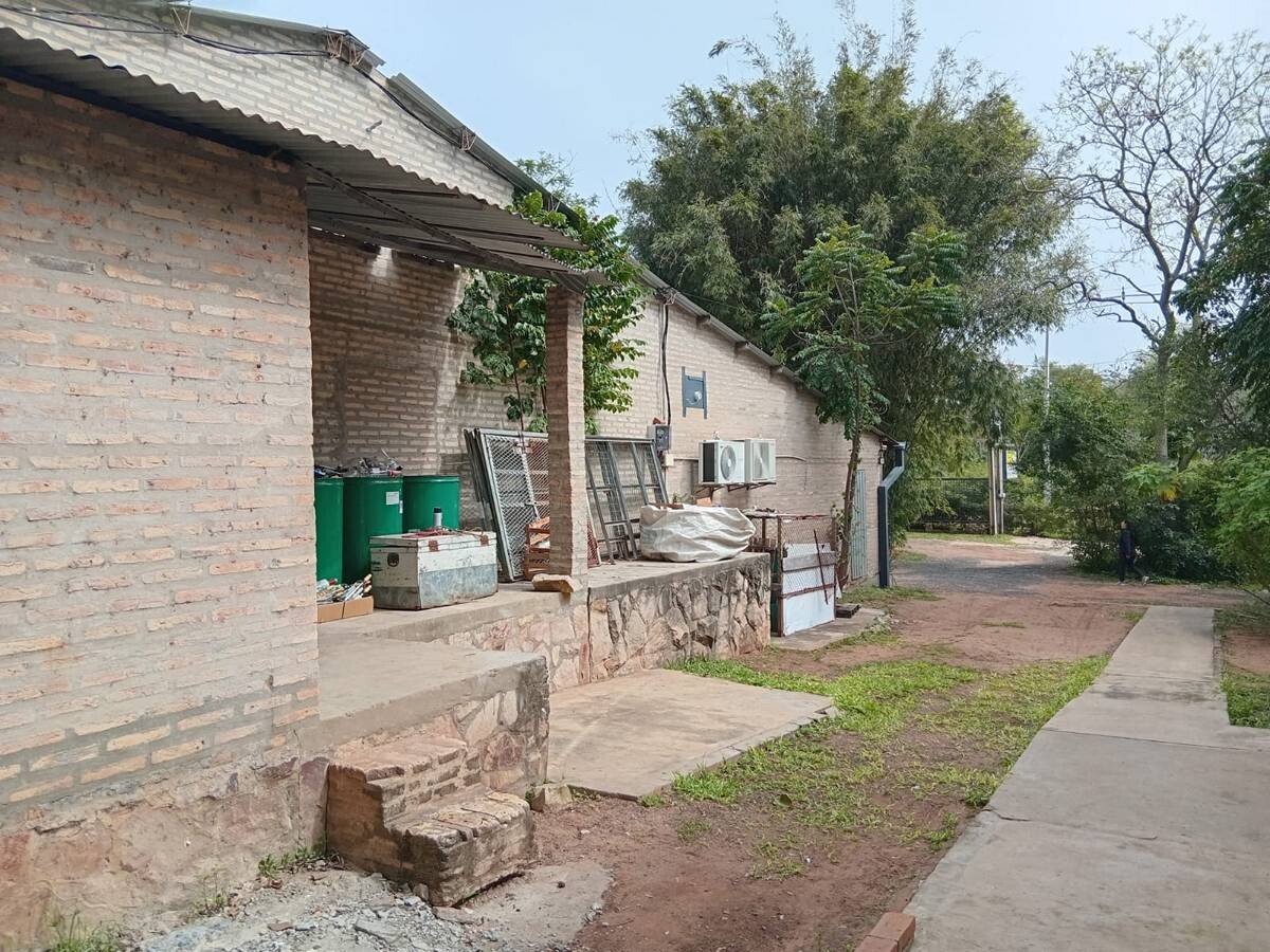 supermarkt-kaufen-paraguay-nueva-colombia (9) Gut laufendes Restaurant & Marktkomplex bereit zur Übernahme (Teil 2/2)