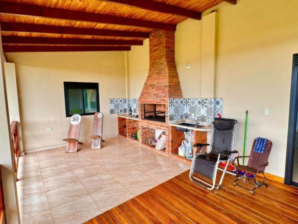 Einzigartiges Prestige-Domizil über dem Rio Paraná, 9662qm Grundstück, 200qm Haus
