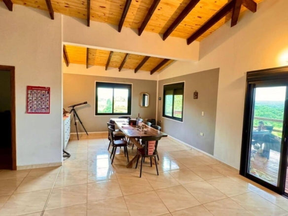 Einzigartiges Prestige-Domizil über dem Rio Paraná, 9662qm Grundstück, 200qm Haus