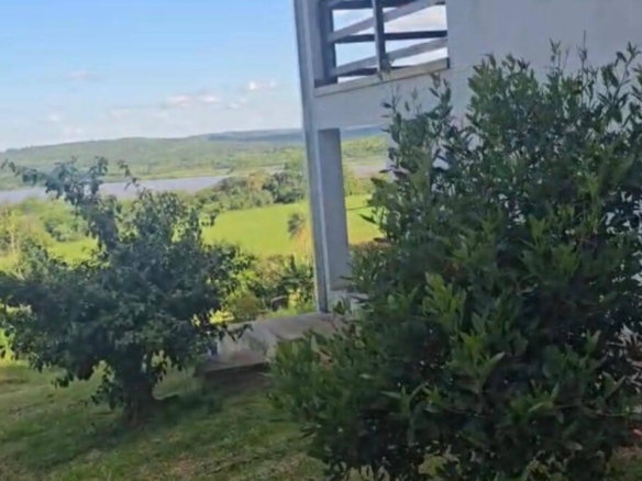 Einzigartiges Prestige-Domizil über dem Rio Paraná, 9662qm Grundstück, 200qm Haus