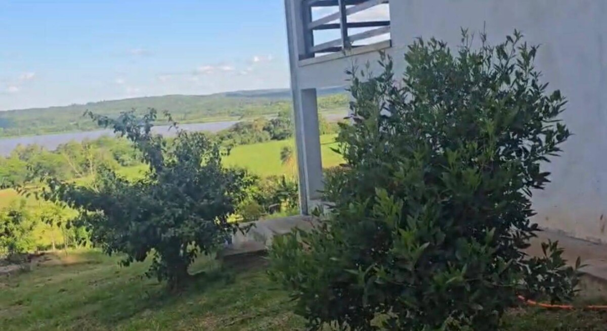 Einzigartiges Prestige-Domizil über dem Rio Paraná, 9662qm Grundstück, 200qm Haus