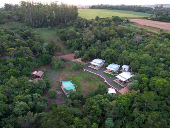 Schlüsselfertige Existenz Im Süden Von Paraguay: Ferienanlage In Paraguay (Itapúa)